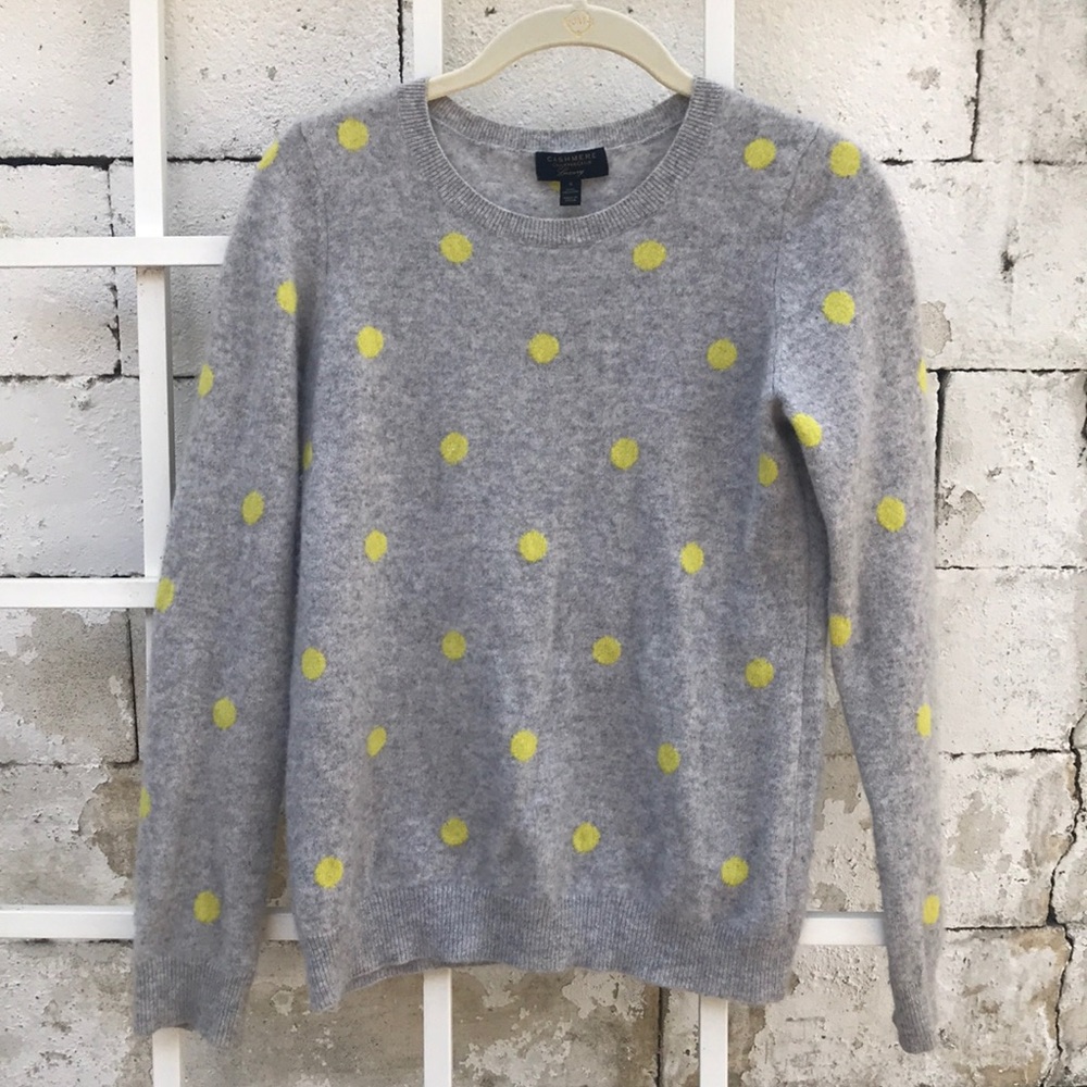 Cashmere grey and yellow polka dot sweater